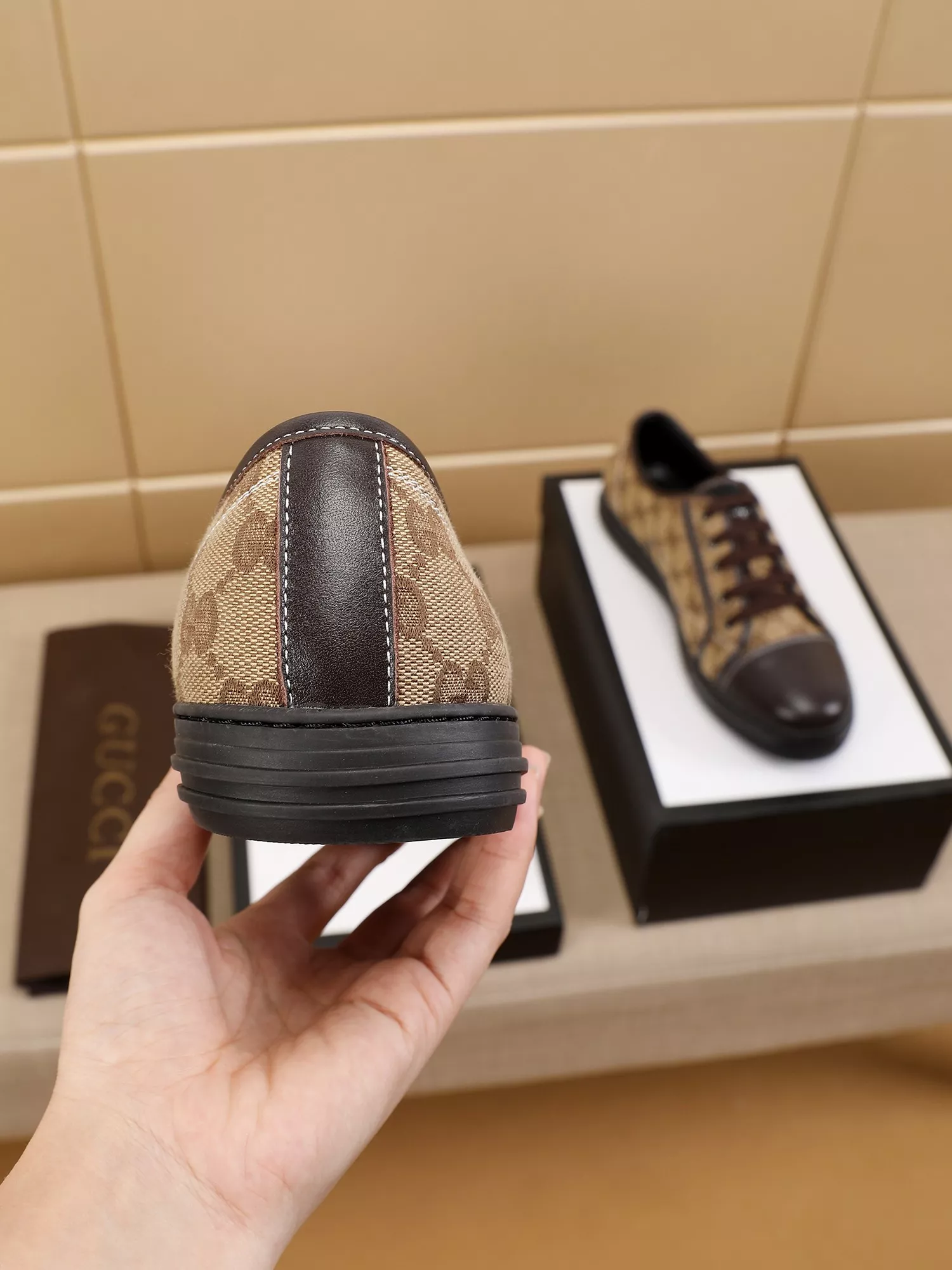 Gucci Casual Shoes For Men Trendsetting 323