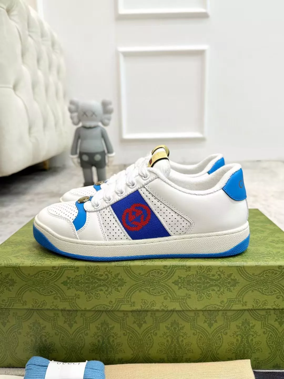 Gucci Casual Shoes For Men Trendsetting 8434
