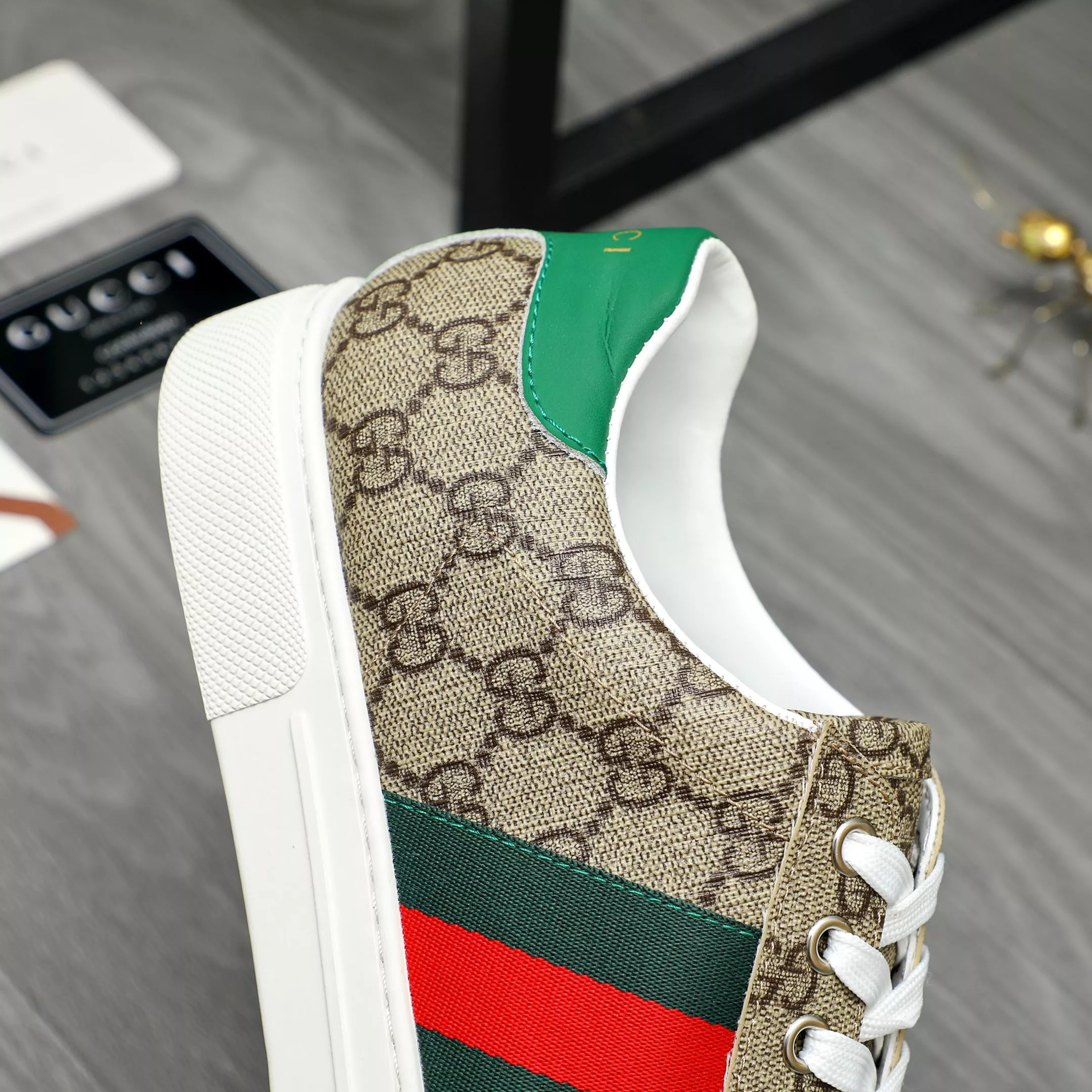 Gucci Casual Shoes For Men Trendy 2971