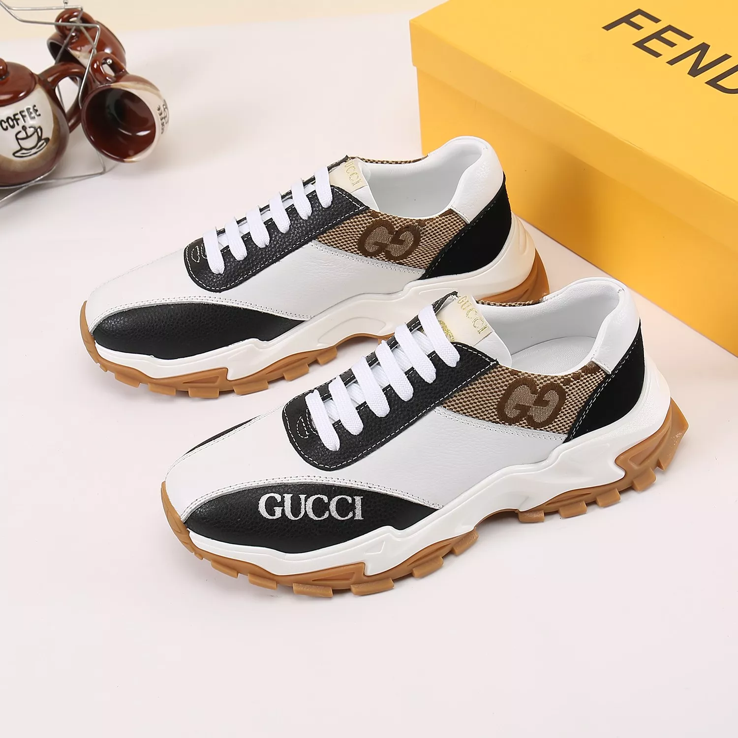 Gucci Casual Shoes For Men Trendy 8573