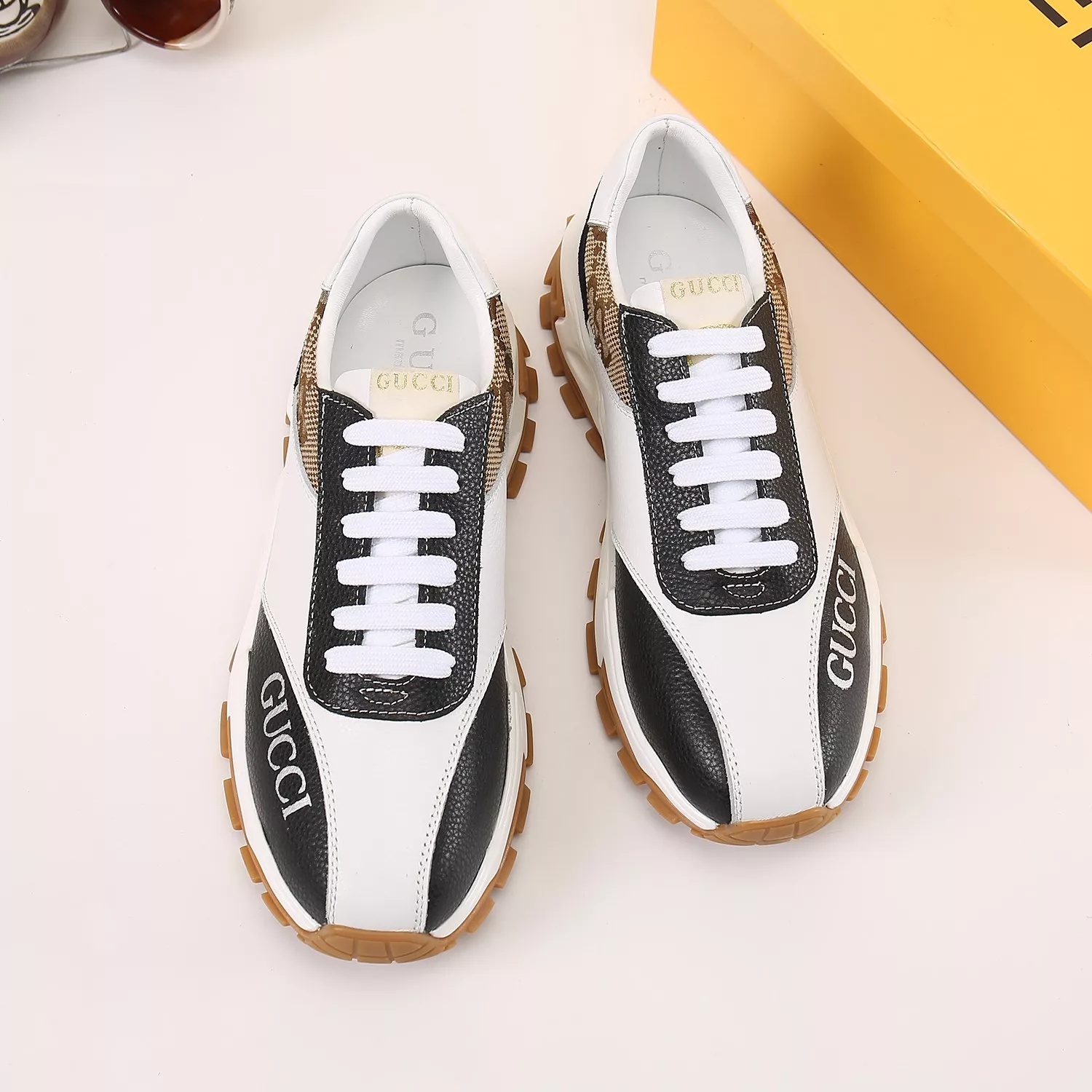 Gucci Casual Shoes For Men Trendy 8573