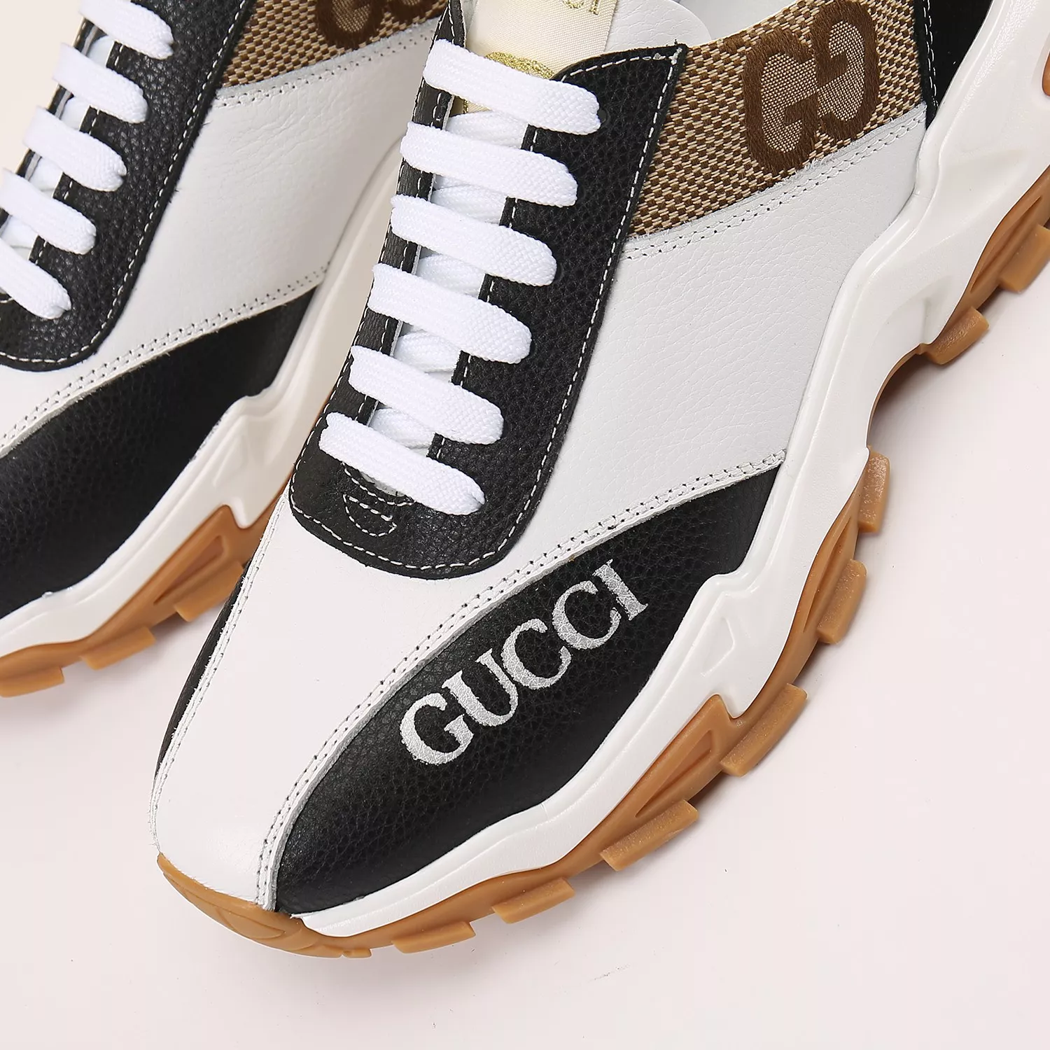 Gucci Casual Shoes For Men Trendy 8573