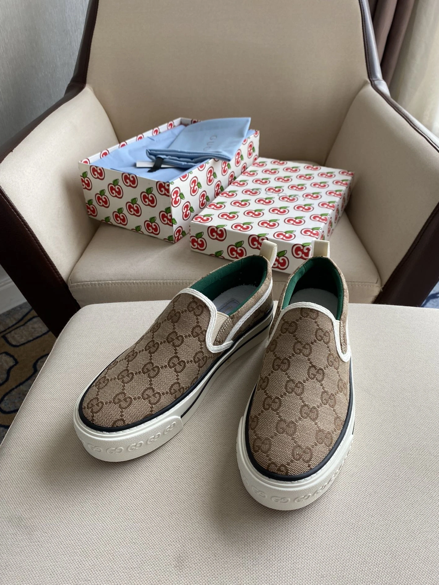 Gucci Casual Shoes For Women Comfortable 5832