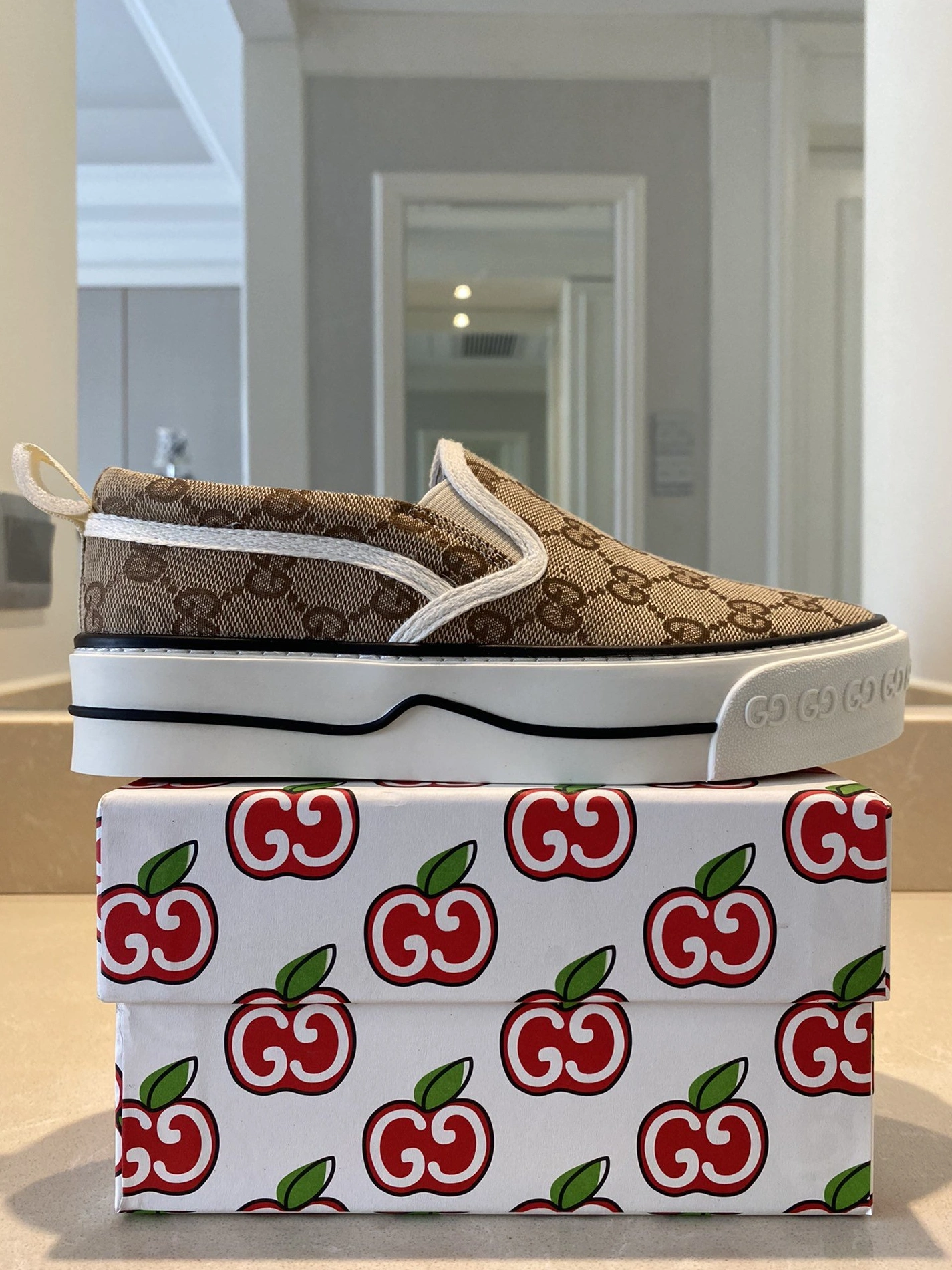 Gucci Casual Shoes For Women Comfortable 5832