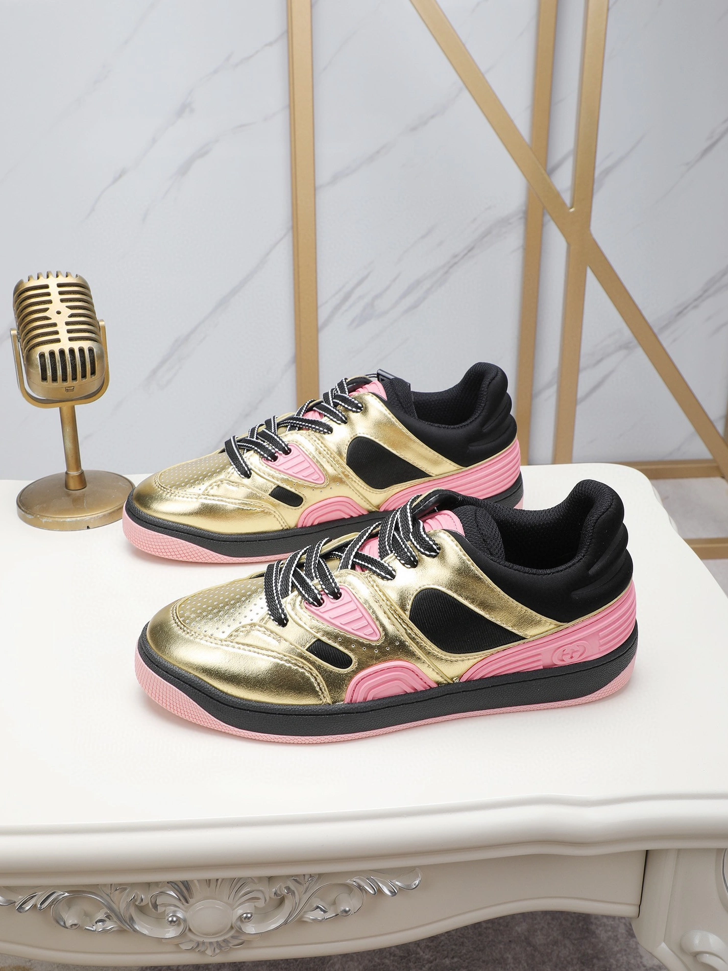 Gucci Casual Shoes For Women Soft 1972