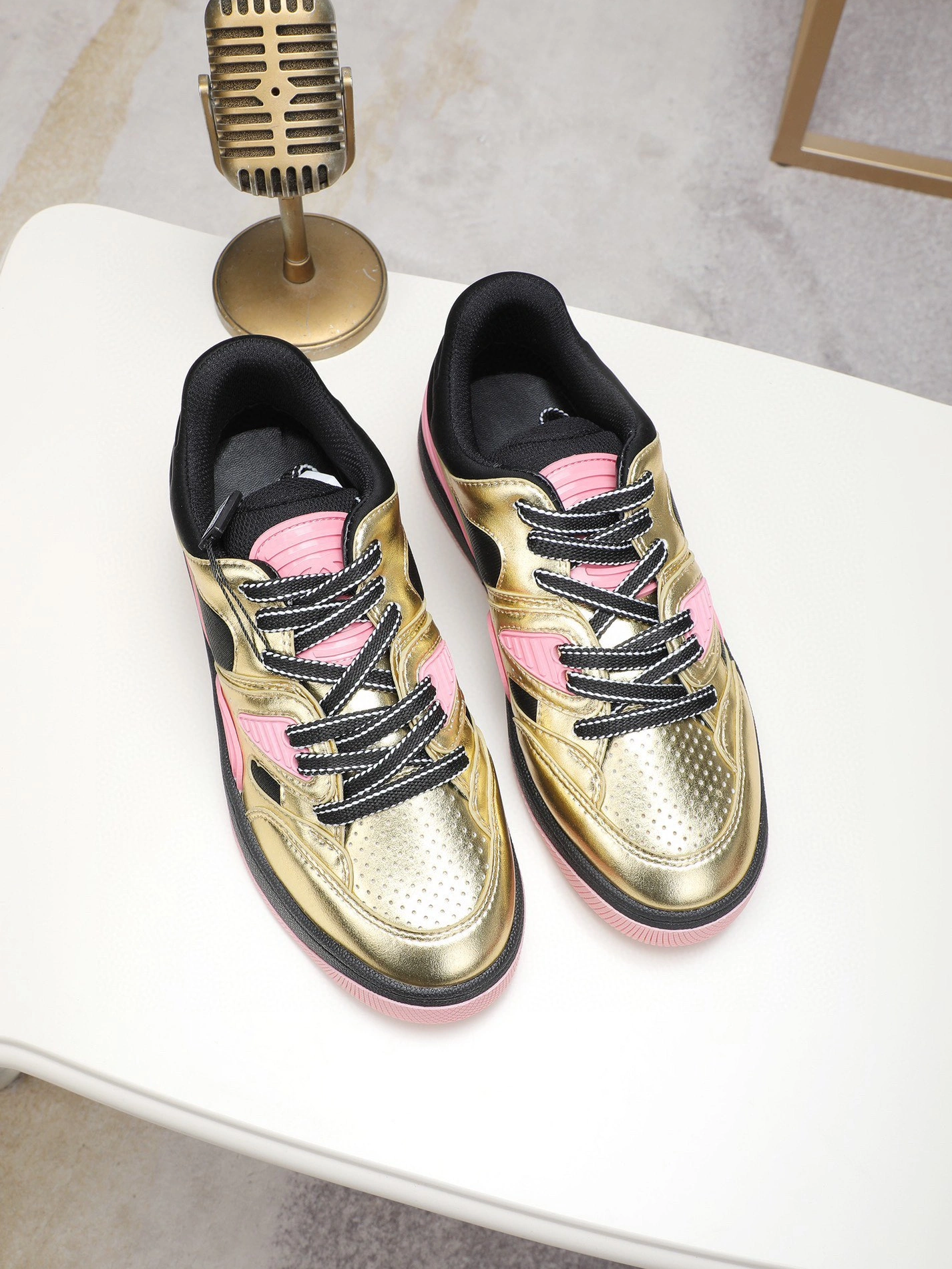 Gucci Casual Shoes For Women Soft 1972