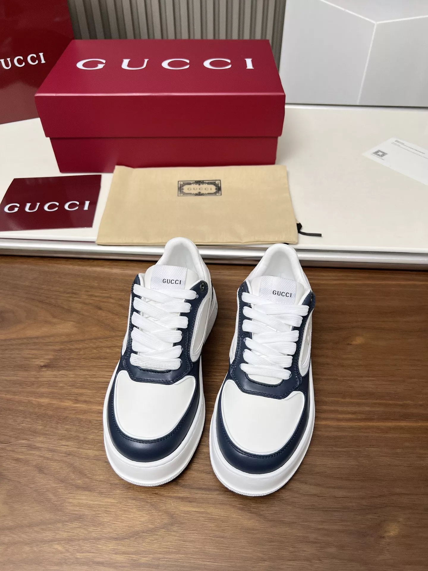 Gucci Casual Shoes For Women Sophisticated 1901