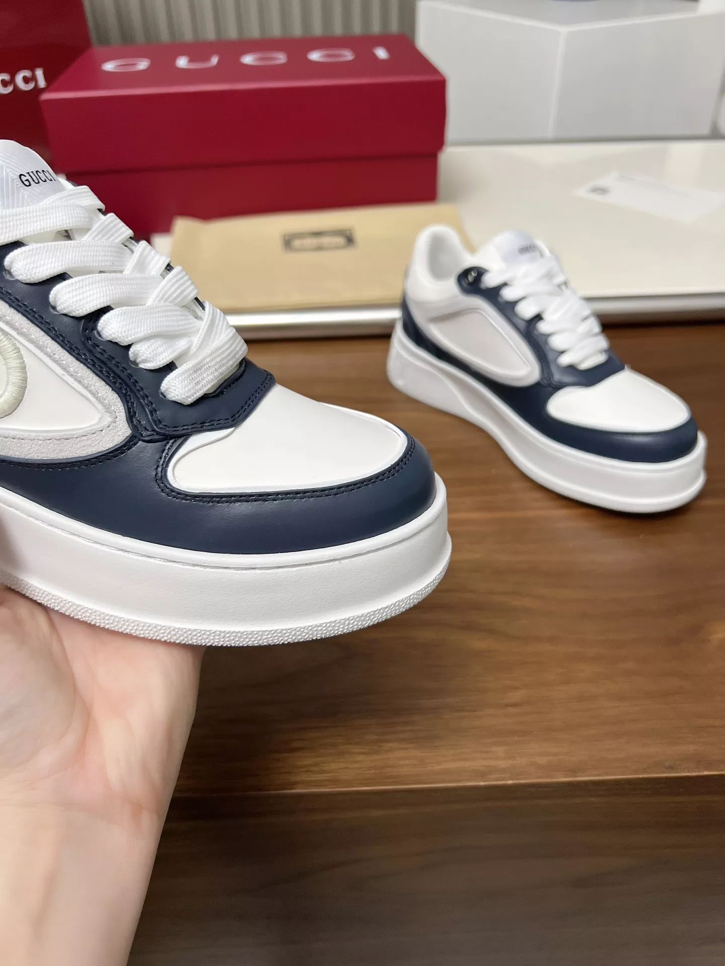 Gucci Casual Shoes For Women Sophisticated 1901