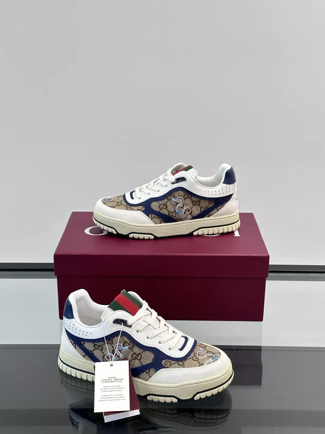 Gucci Casual Shoes For Women Stylish 396