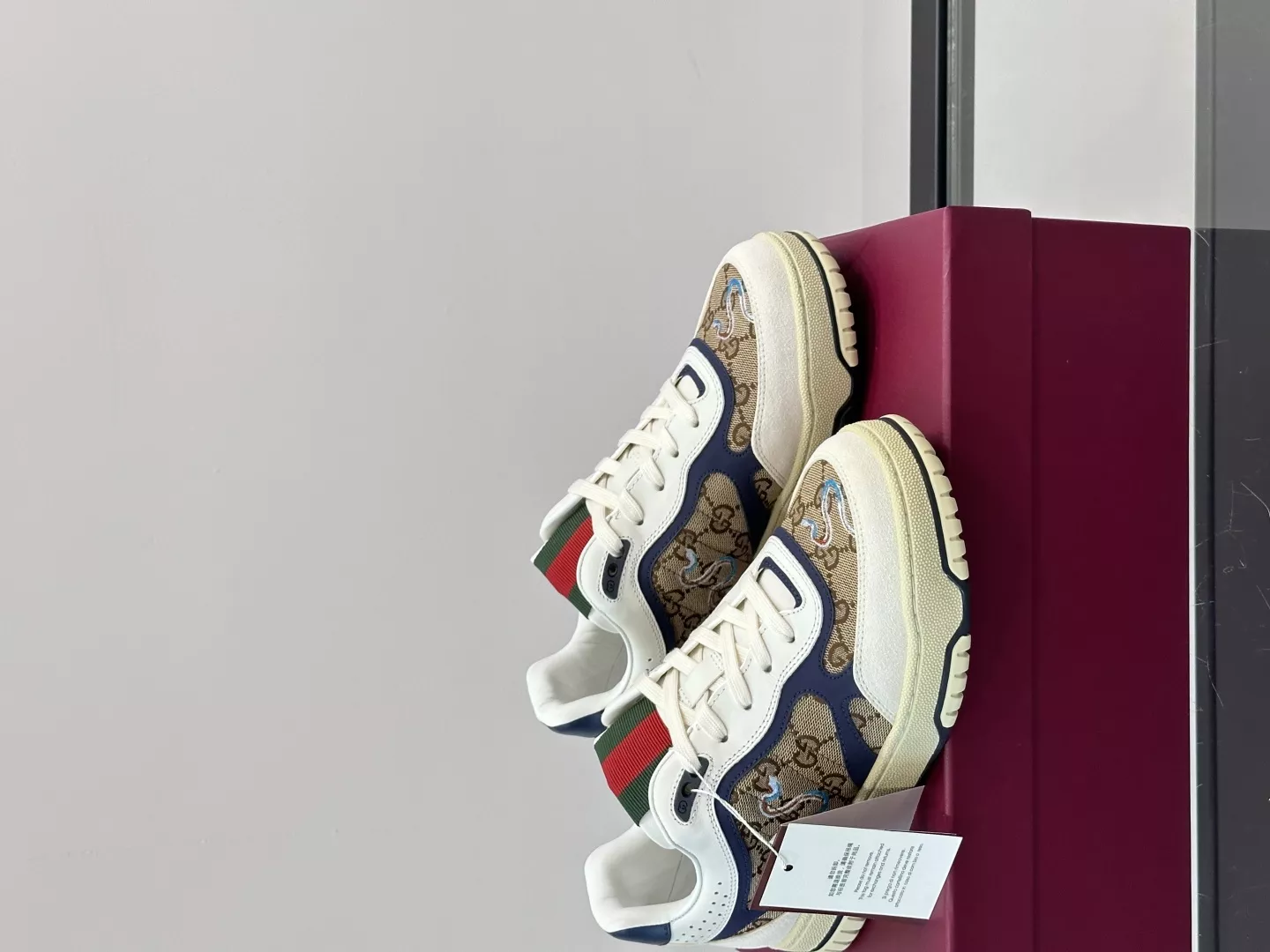 Gucci Casual Shoes For Women Stylish 396