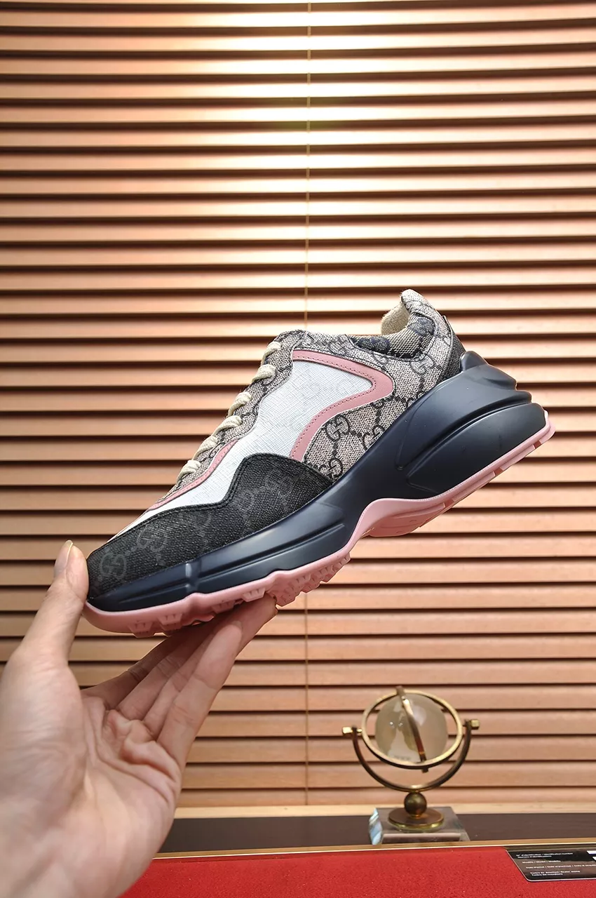 Gucci Casual Shoes For Women Trendy 7442