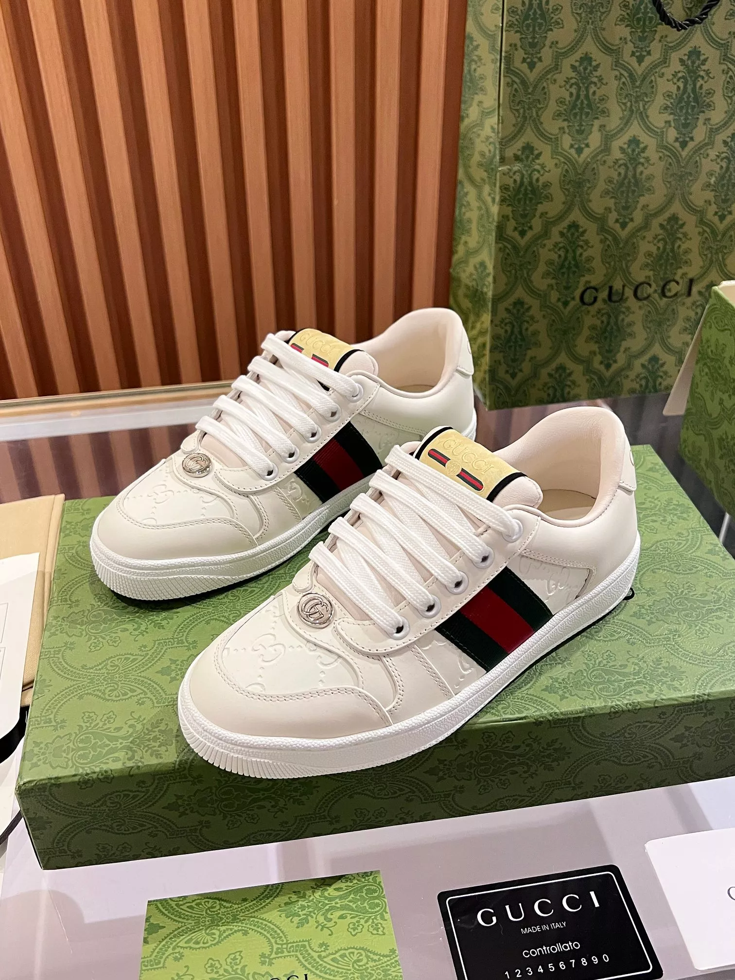 Gucci Casual Shoes For Women Vibrant 7492