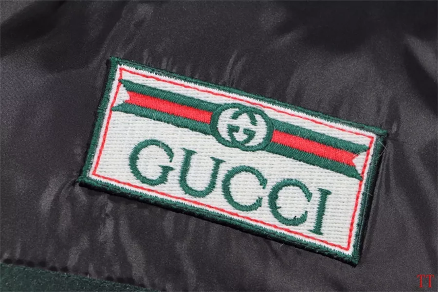 Gucci Down Feather Coat Long Sleeved For Men Compact 2791