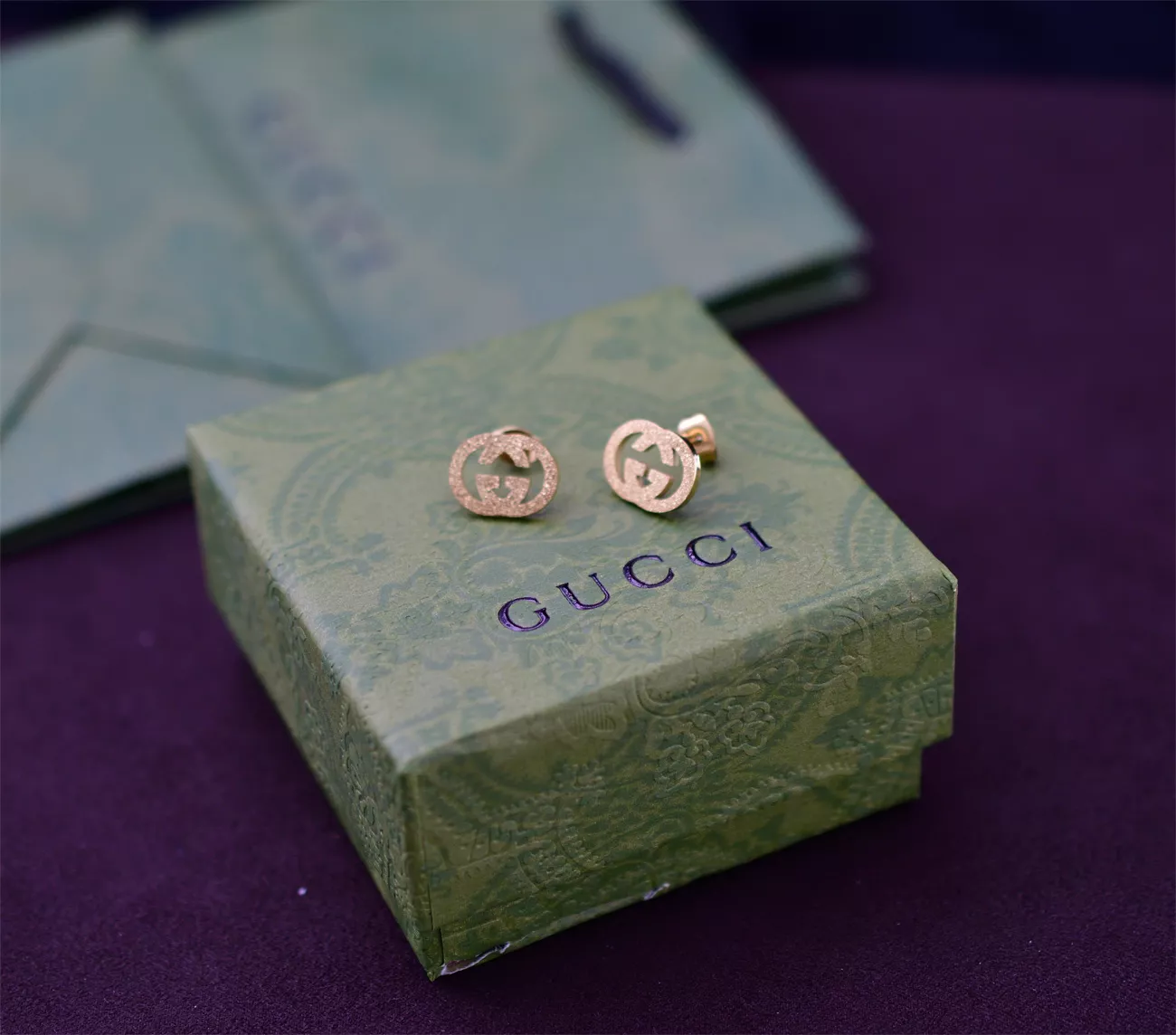 Gucci Earrings For Women Sleek 7118
