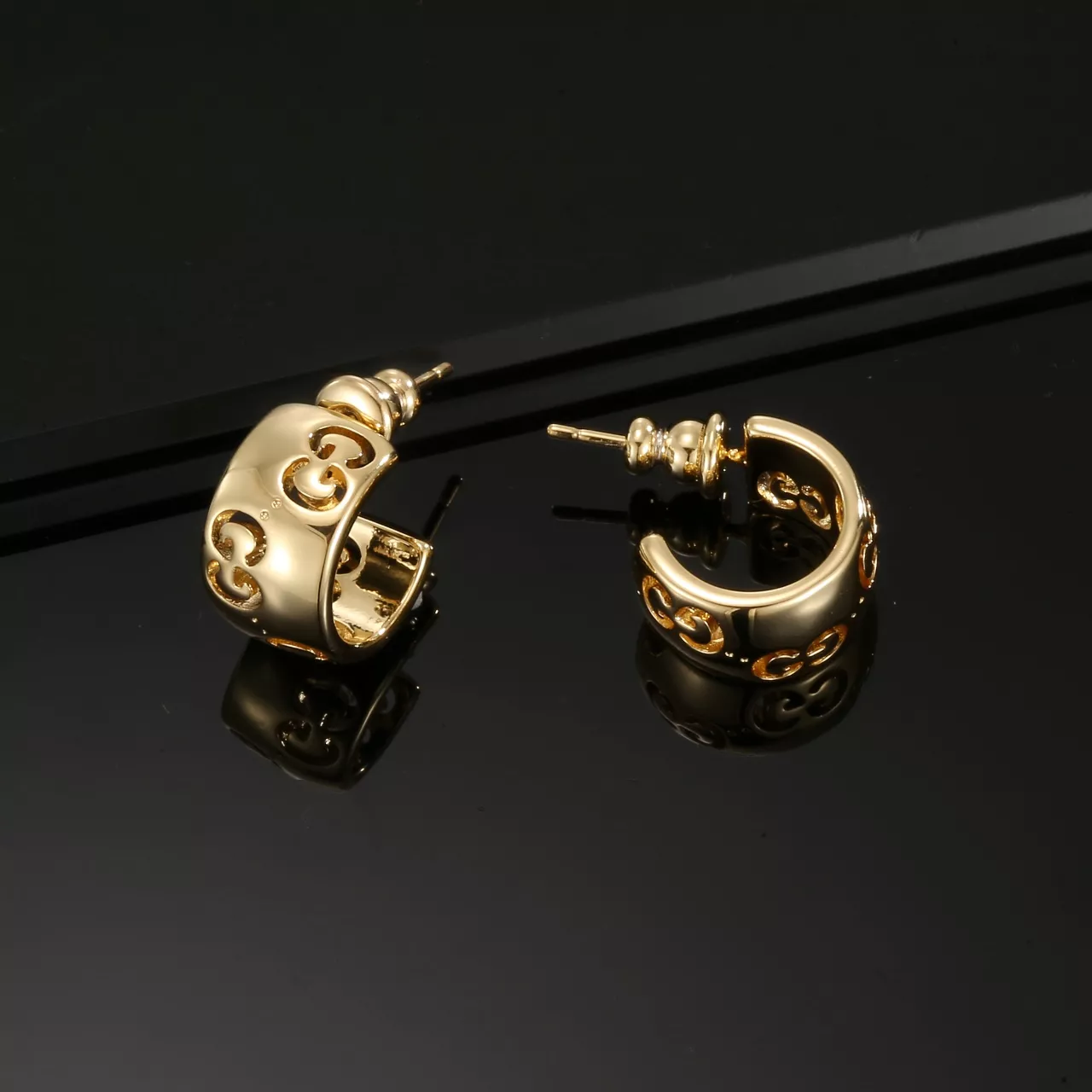 Gucci Earrings For Women Stylish 160
