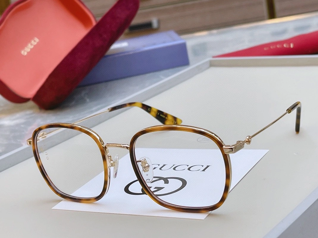 Gucci Fashion Goggles Comfortable 8782