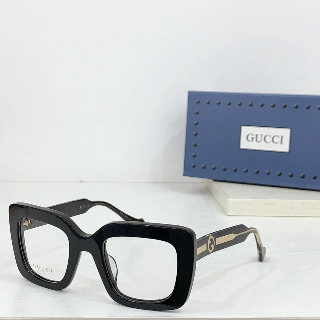 Gucci Fashion Goggles Stylish 3225