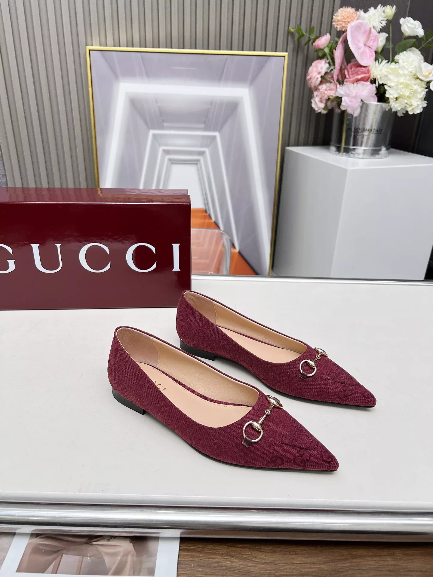 Gucci Flat Shoes For Women Durable 9886