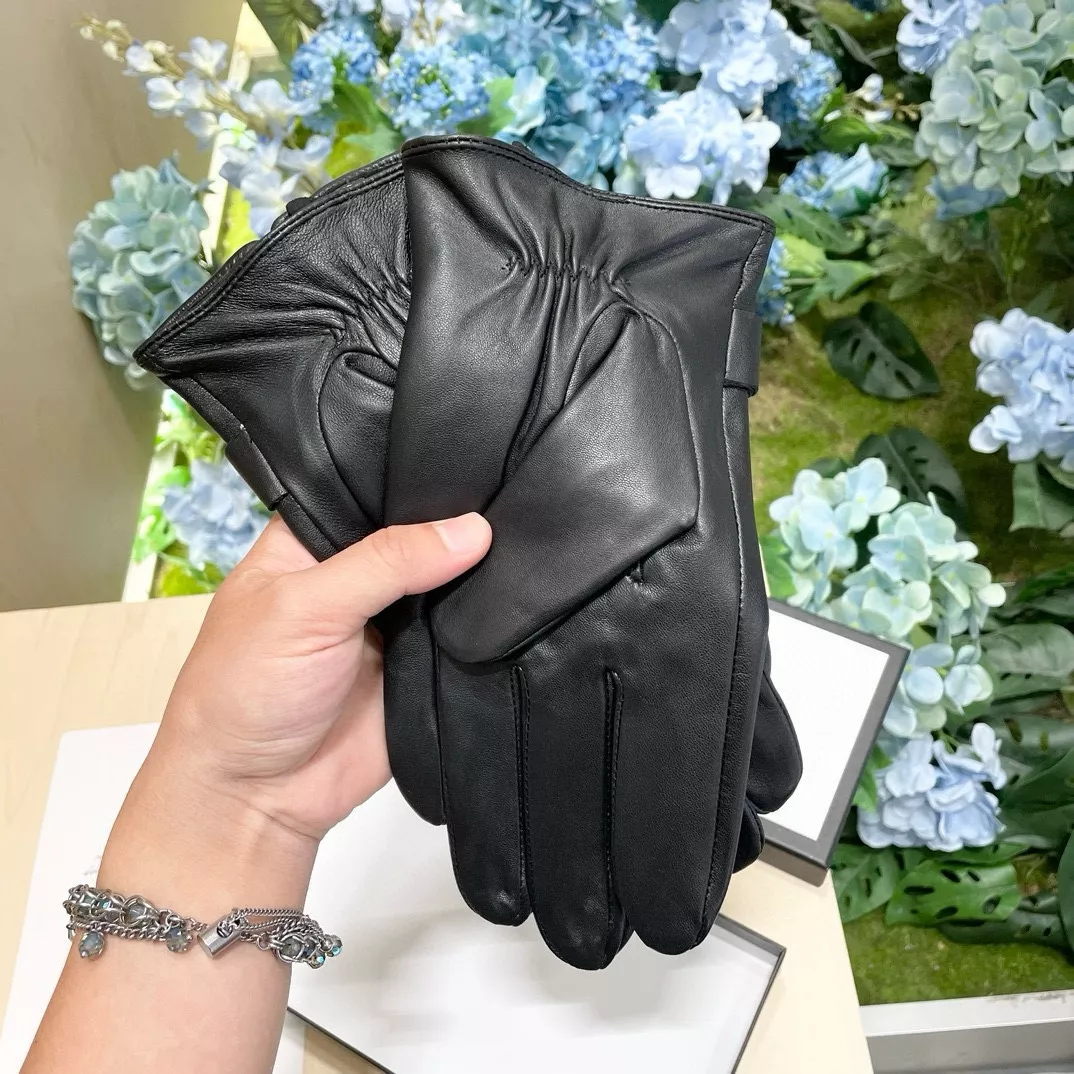 Gucci Gloves For Men Durable 468