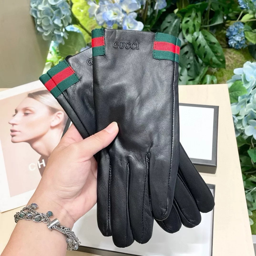Gucci Gloves For Women EasyMatch 2797
