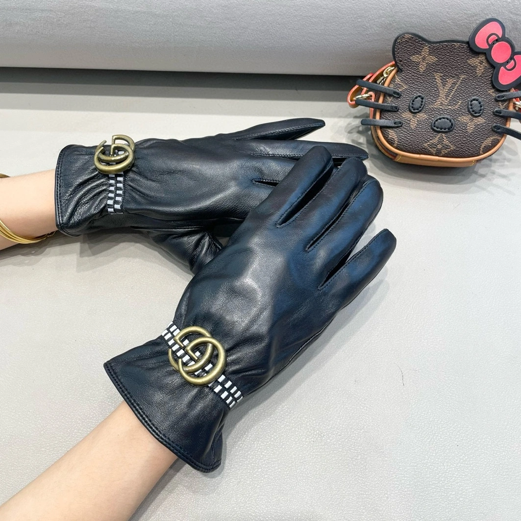Gucci Gloves For Women Elegant 8499