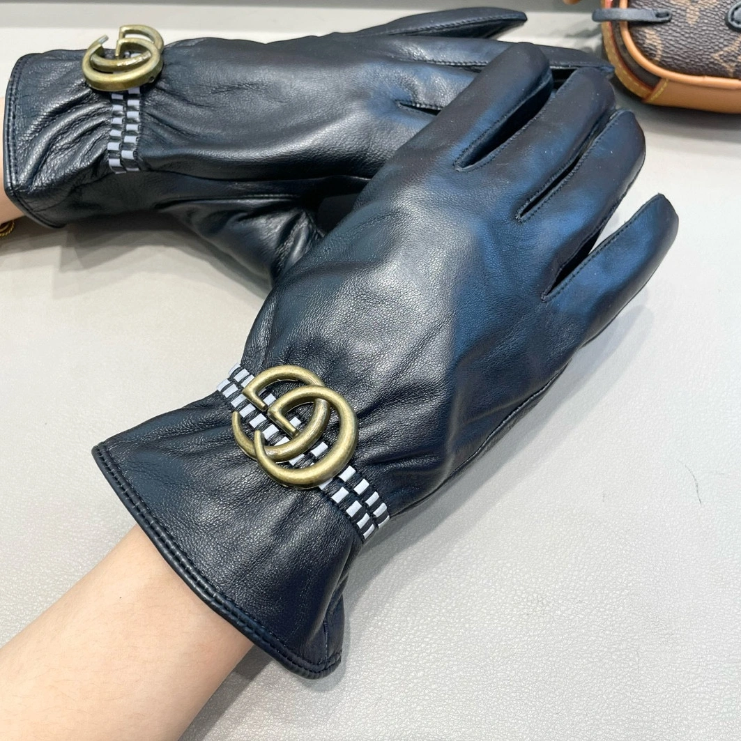 Gucci Gloves For Women Elegant 8499