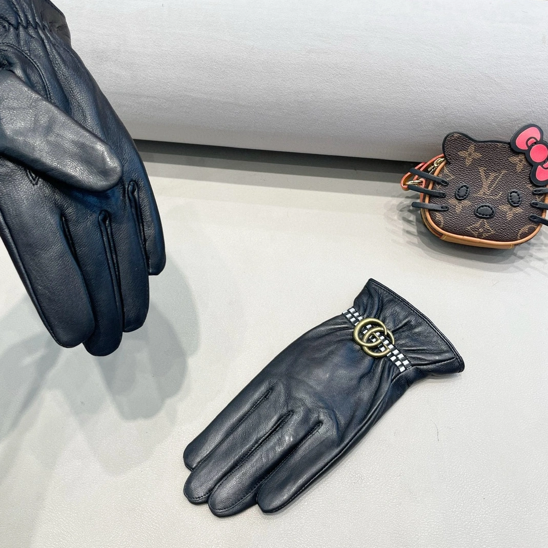 Gucci Gloves For Women Elegant 8499