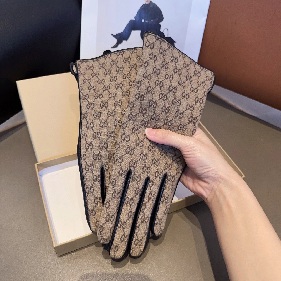 Gucci Gloves For Women Flexible 4265
