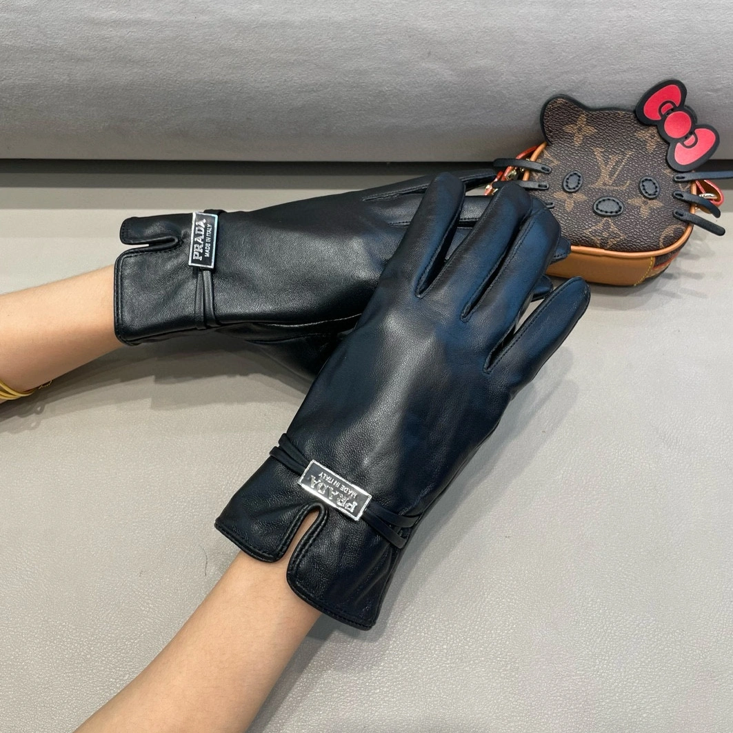Gucci Gloves For Women Lightweight 5294