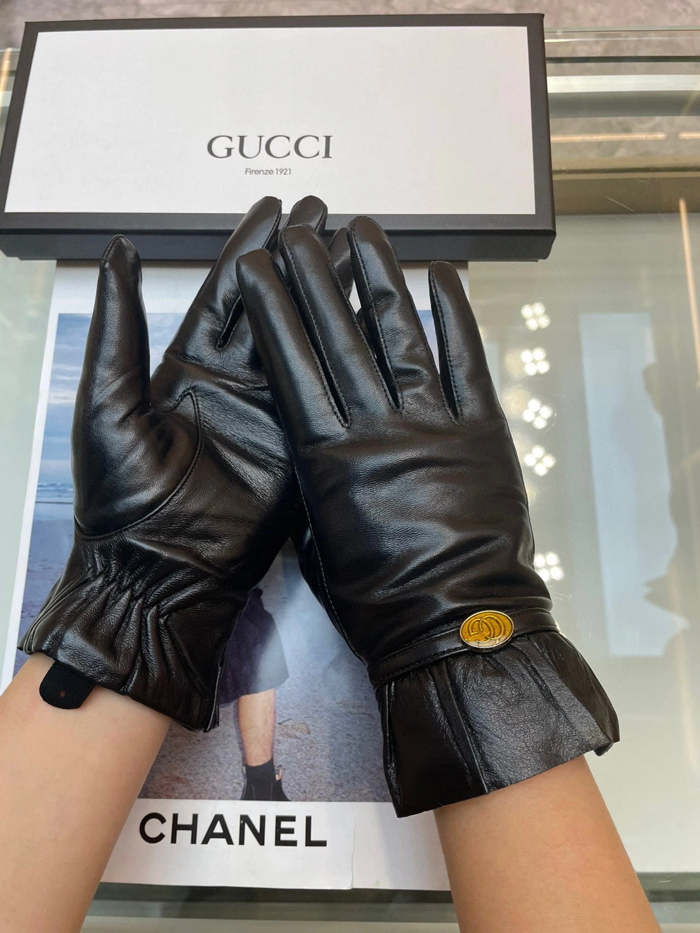 Gucci Gloves For Women Practical 2872