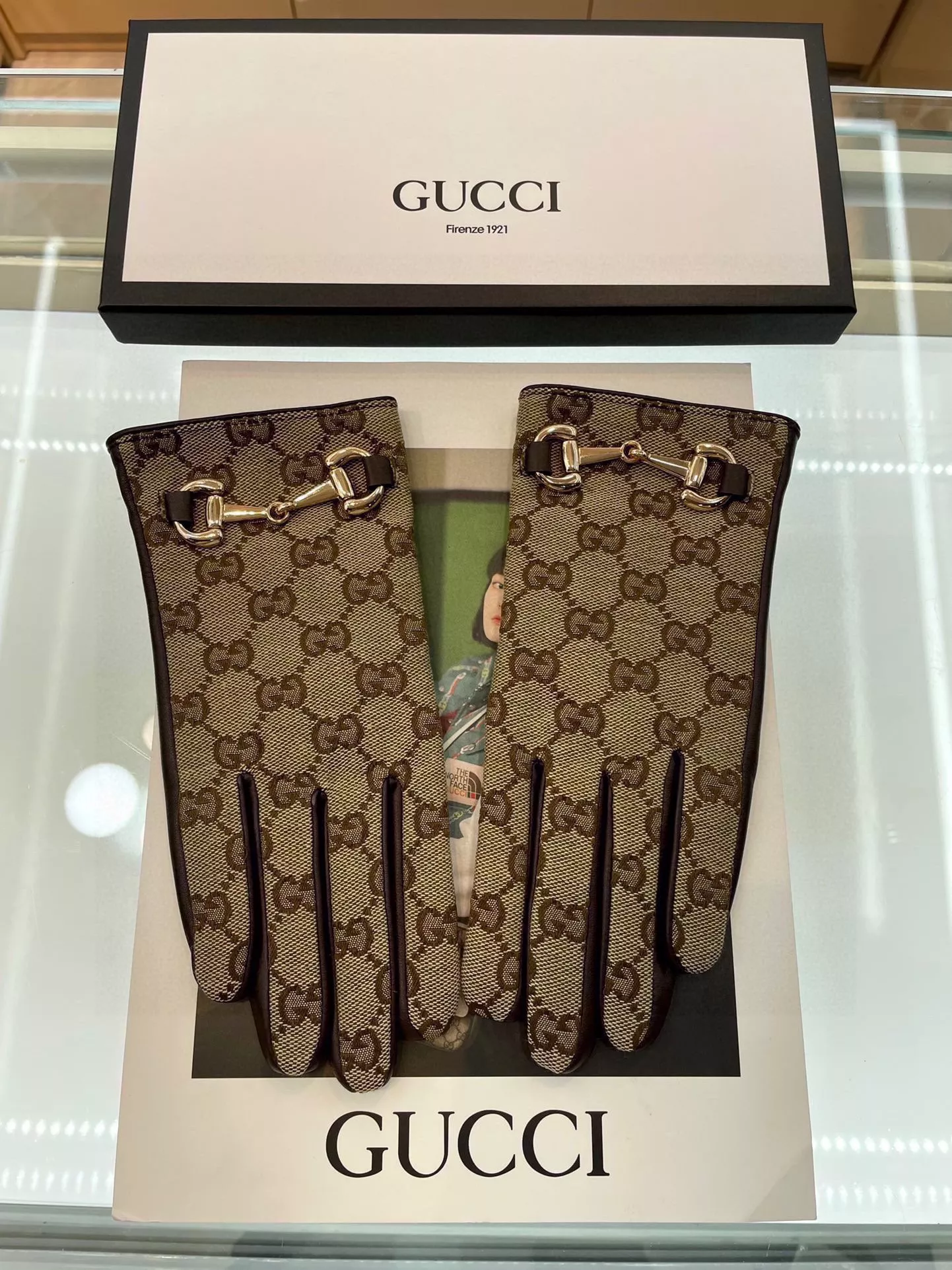 Gucci Gloves For Women SmartChoice 2141