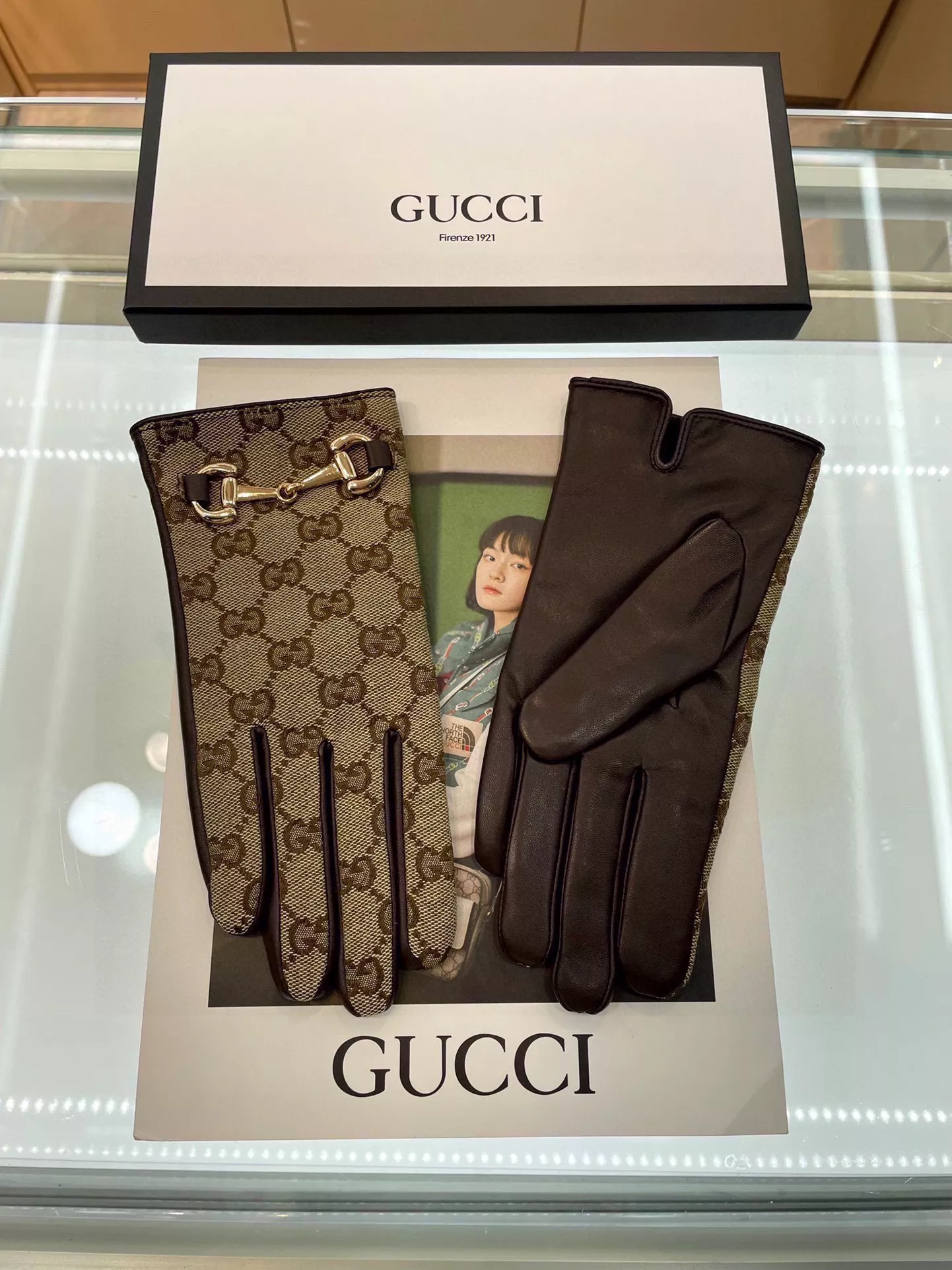 Gucci Gloves For Women SmartChoice 2141