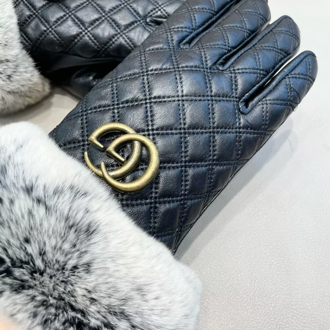 Gucci Gloves For Women Timeless 4742