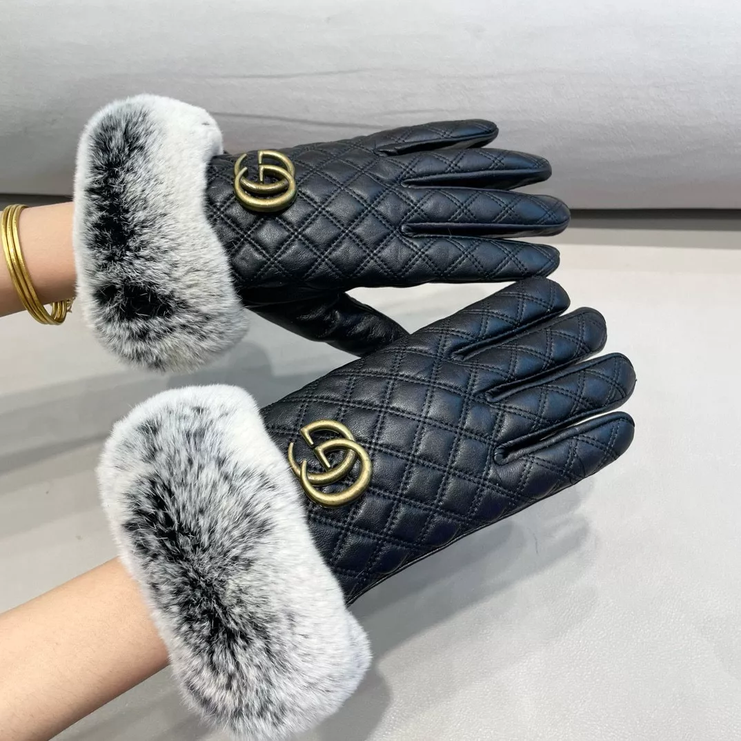 Gucci Gloves For Women Timeless 4742