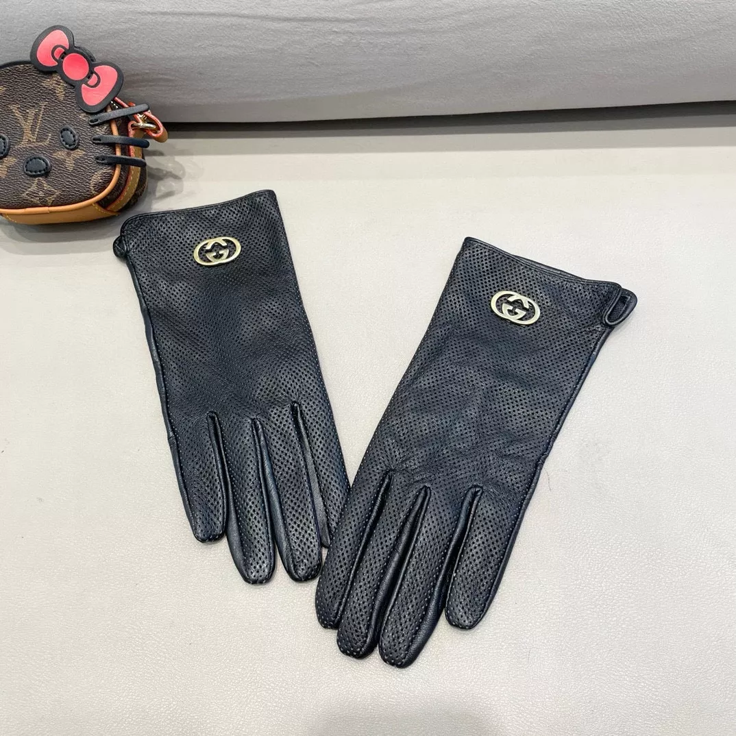 Gucci Gloves For Women UrbanStyle 5258