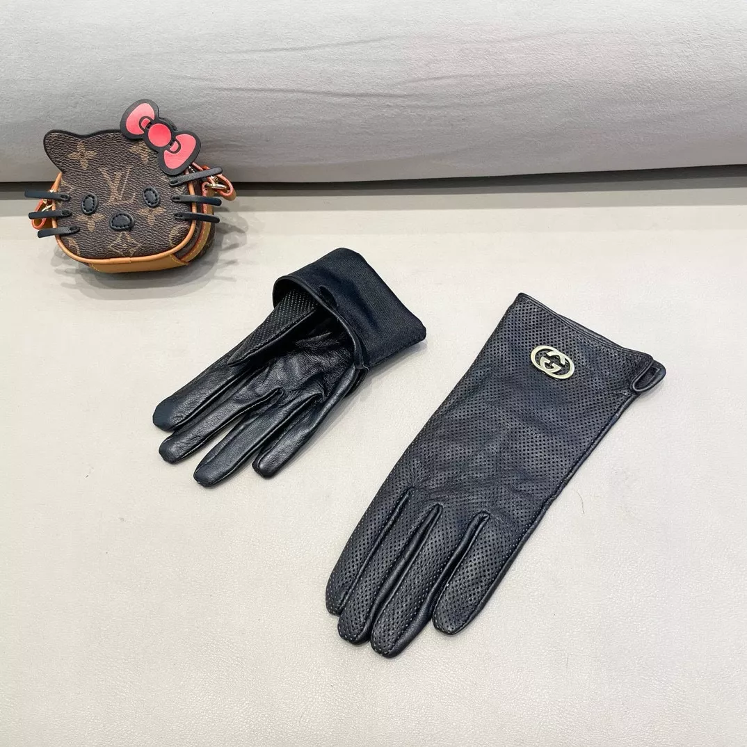 Gucci Gloves For Women UrbanStyle 5258