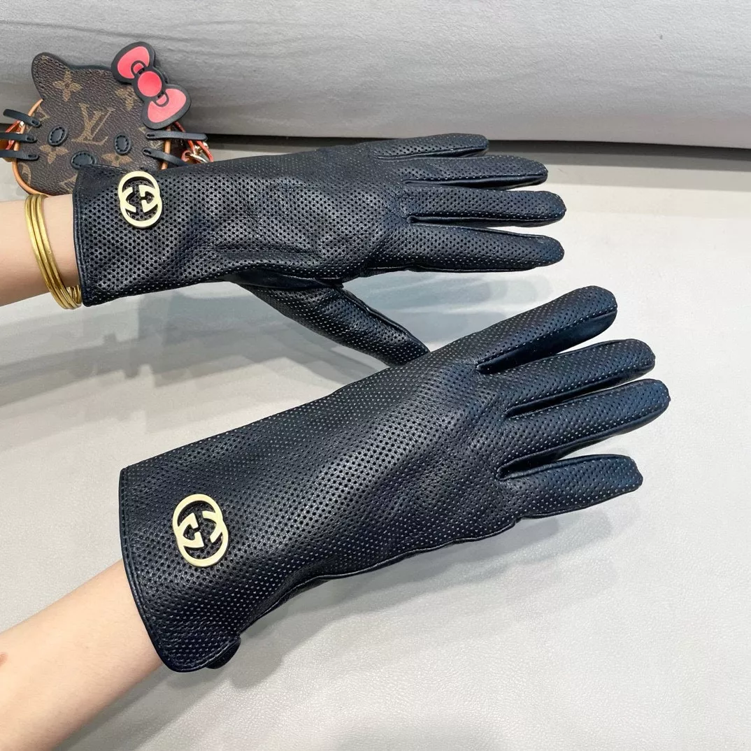 Gucci Gloves For Women UrbanStyle 5258