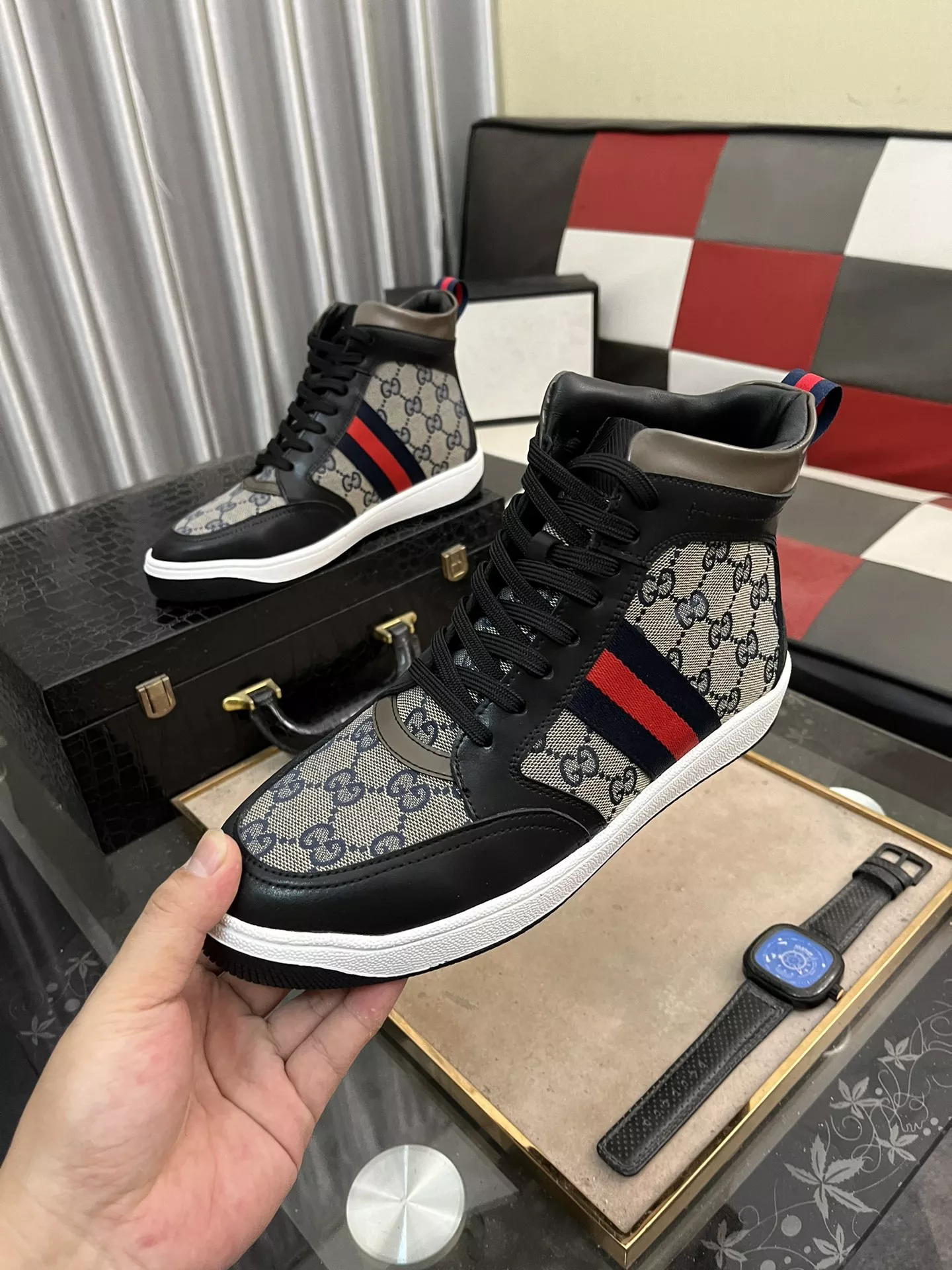 Gucci High Tops Shoes For Men Durable 9920