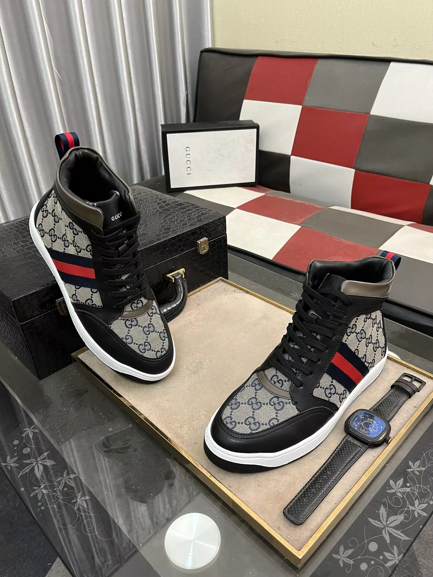 Gucci High Tops Shoes For Men Durable 9920