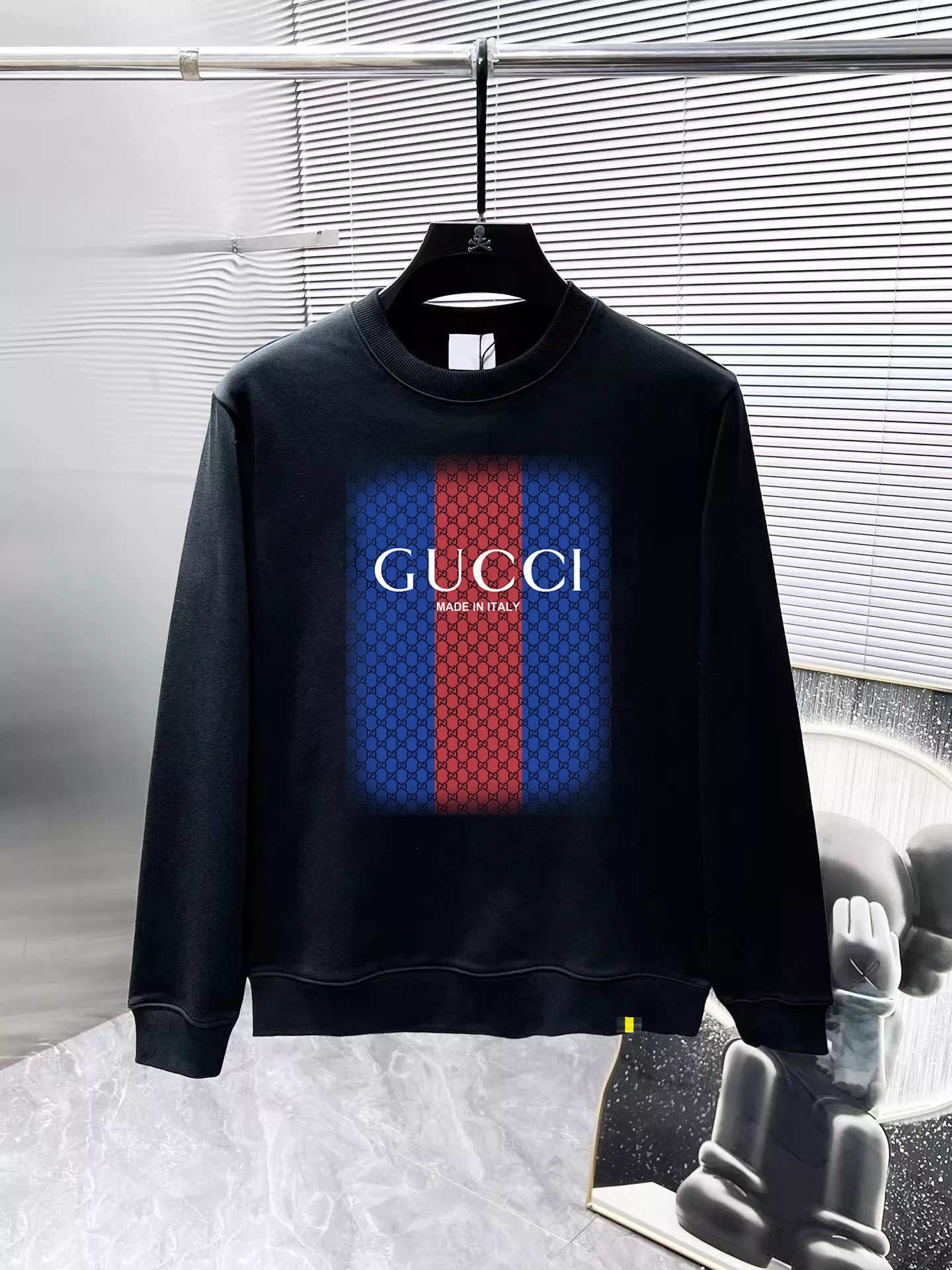 Gucci Hoodies Long Sleeved For Men Compact 4881