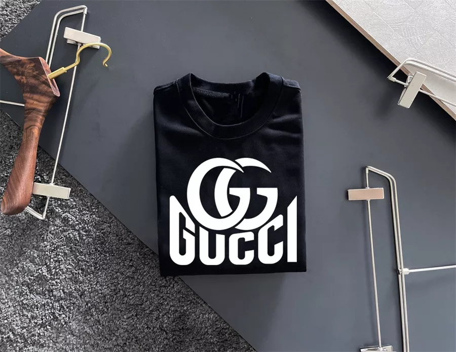 Gucci Hoodies Long Sleeved For Men GoodFit 7708