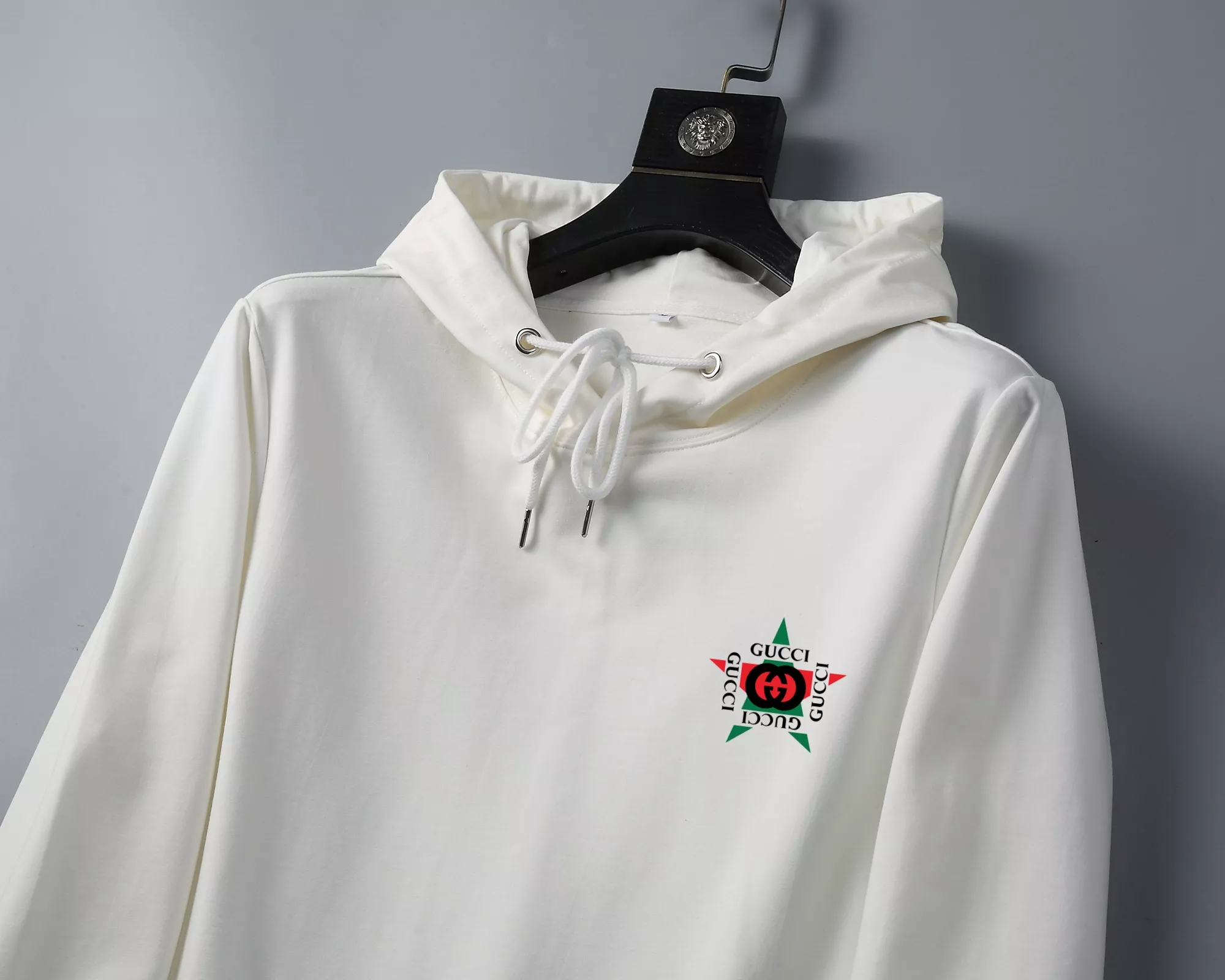 Gucci Hoodies Long Sleeved For Men Practical 8178