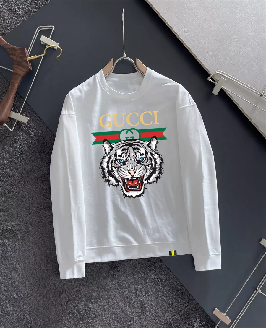 Gucci Hoodies Long Sleeved For Men Trendsetting 8724