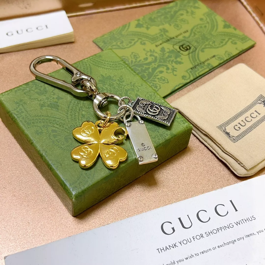 Gucci Key Holder And Bag Buckle Breathable 2381