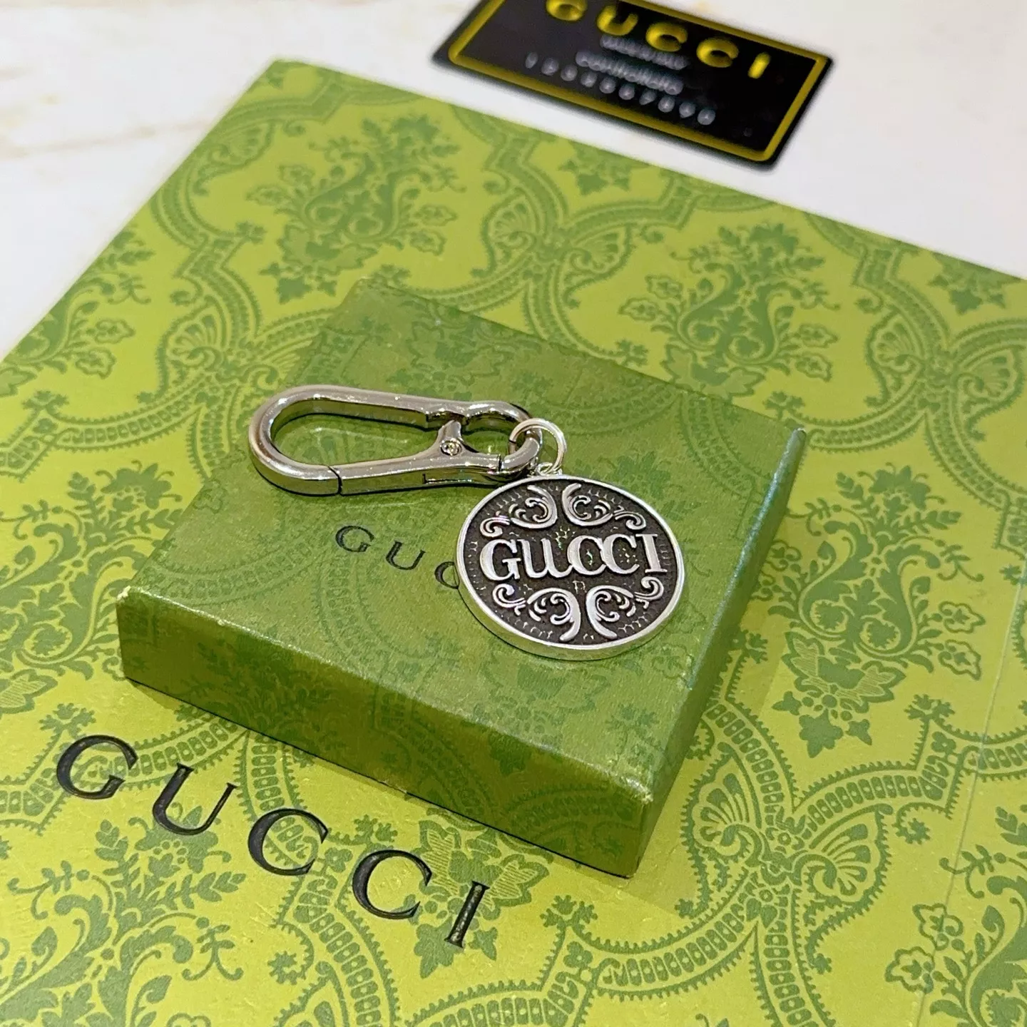 Gucci Key Holder And Bag Buckle Elegant 1327