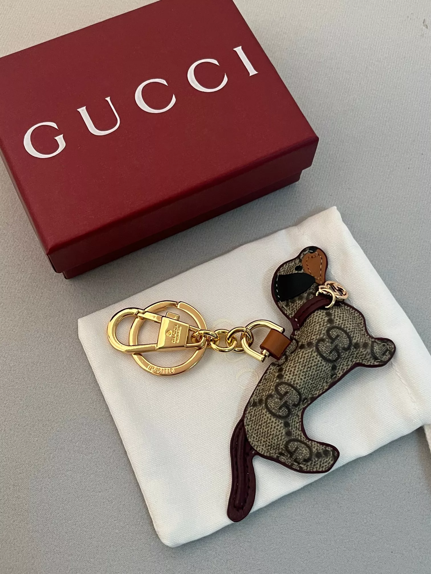 Gucci Key Holder And Bag Buckle Vibrant 1649