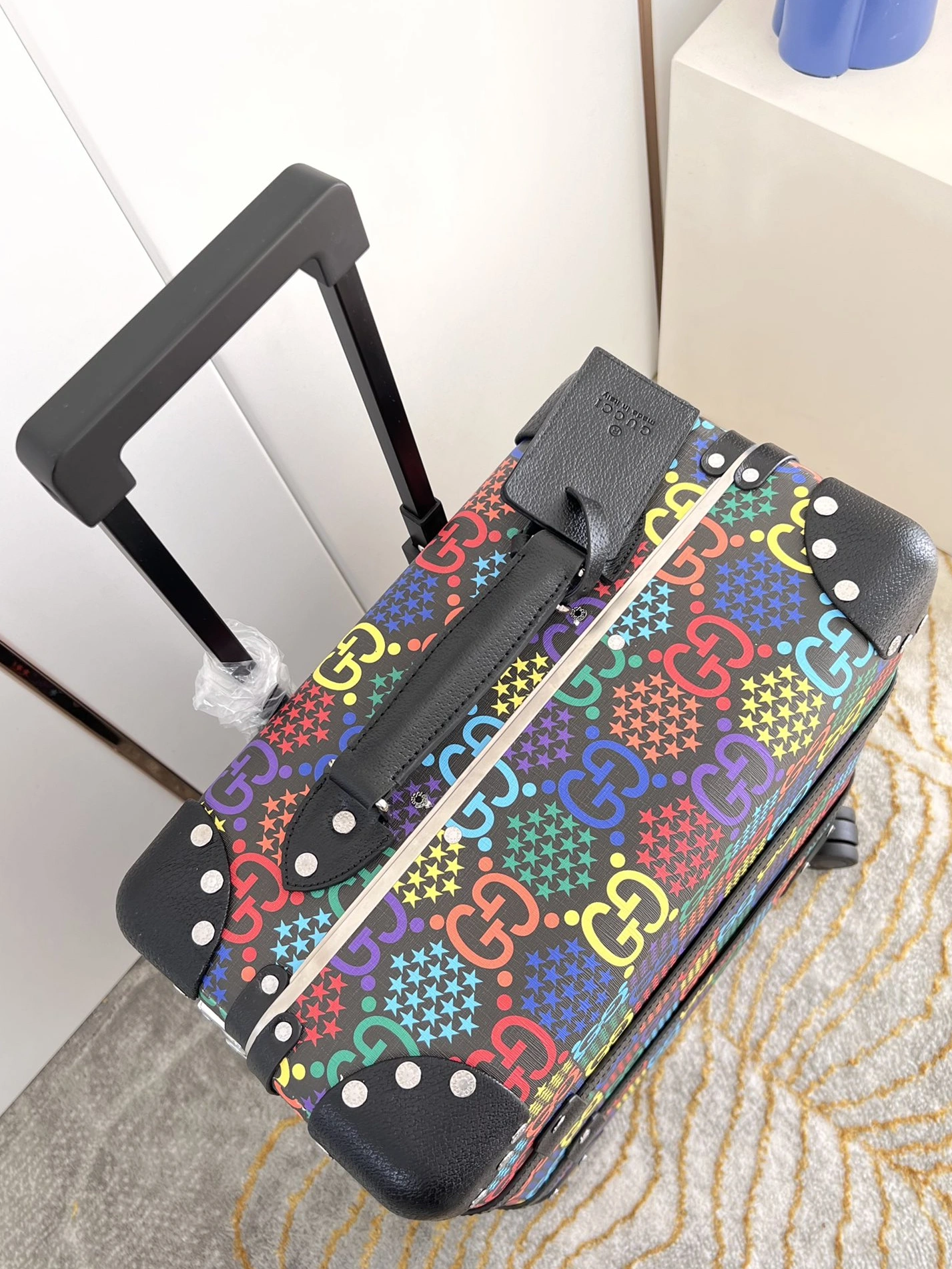 Gucci Luggage Bright 7293