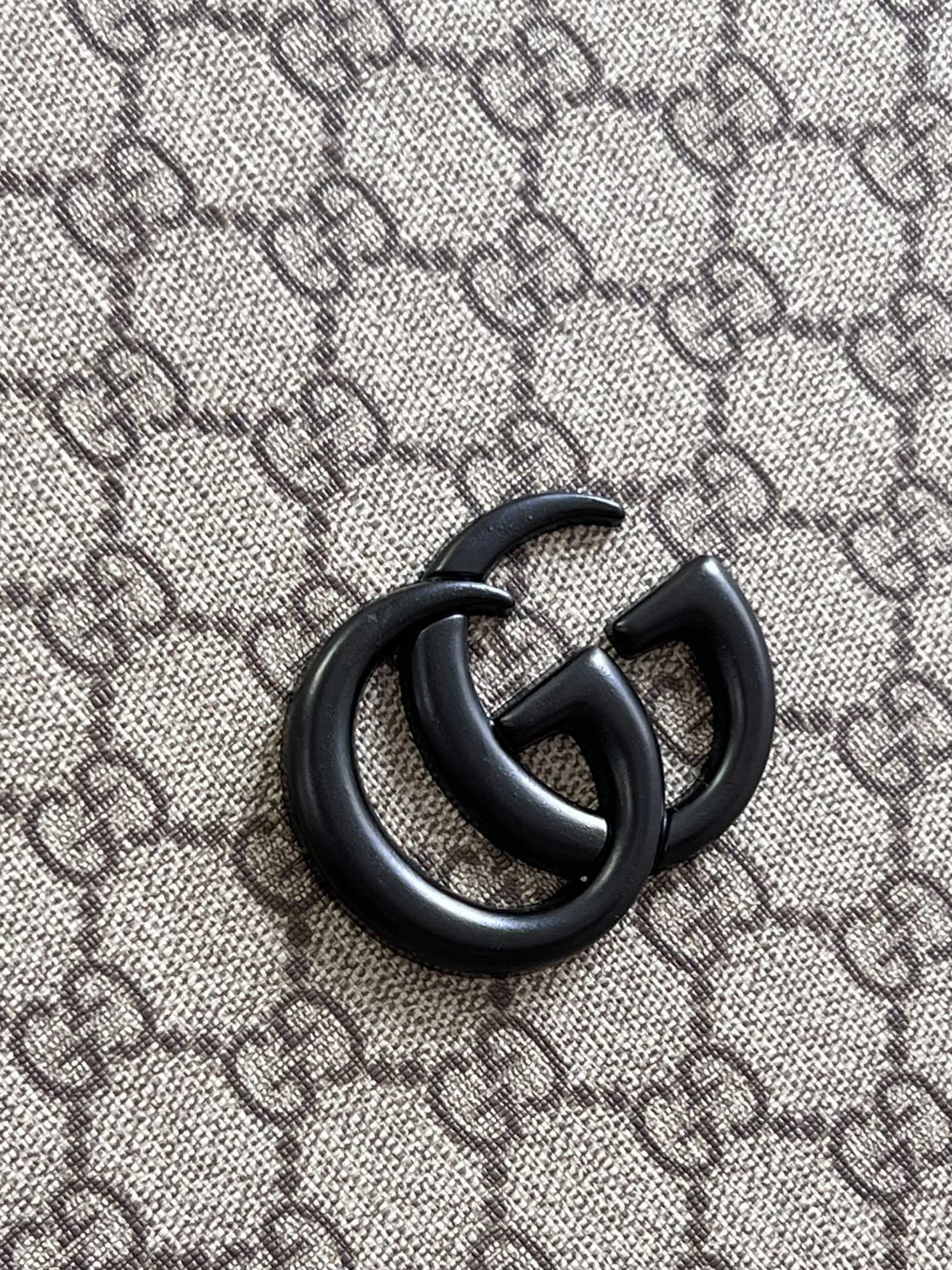 Gucci Luggage Compact 4245