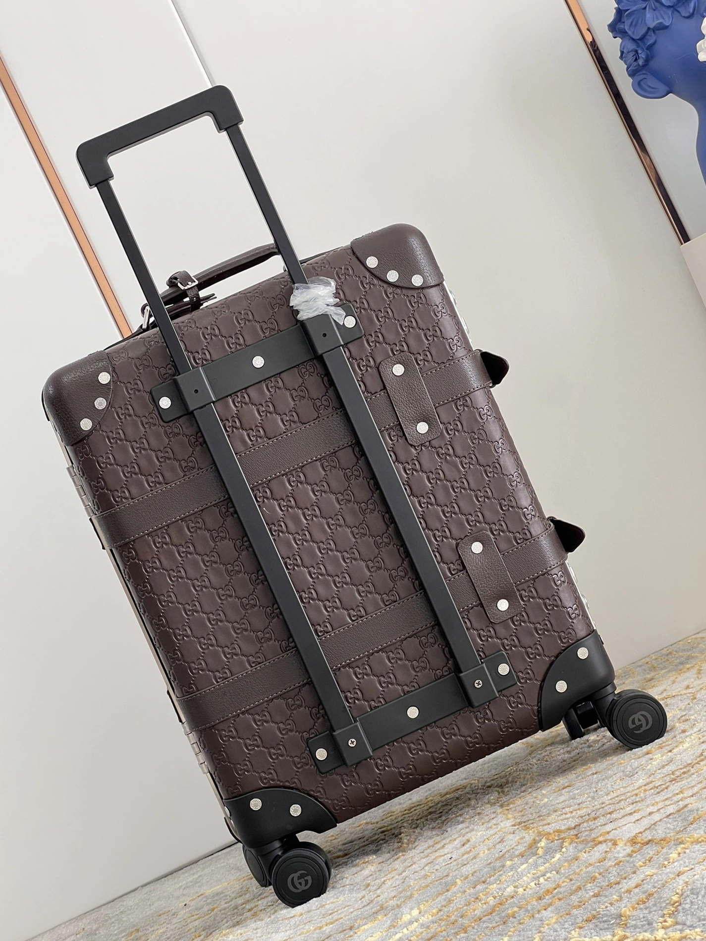 Gucci Luggage Durable 801