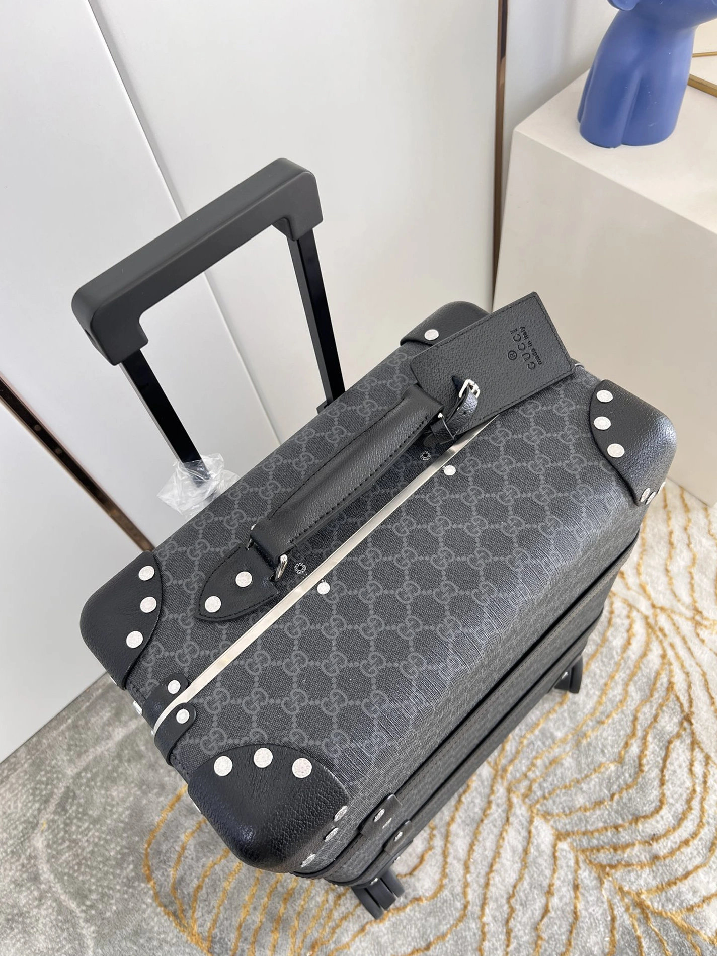 Gucci Luggage Efficient 679